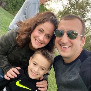 Meet your Posher, Kelly